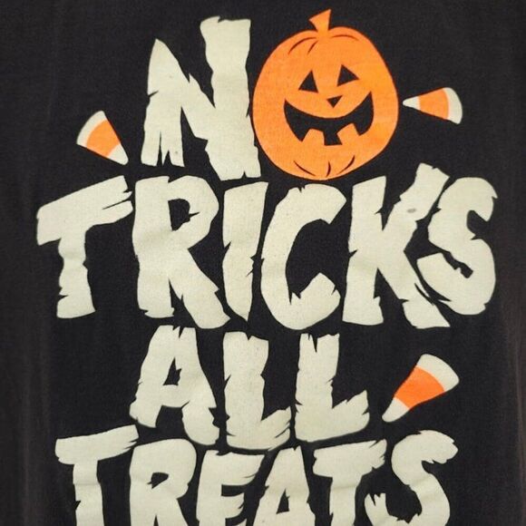 Vintage Halloween T Shirt Mens Size Small Glow In The Dark No Tricks All Treats - Picture 2 of 8